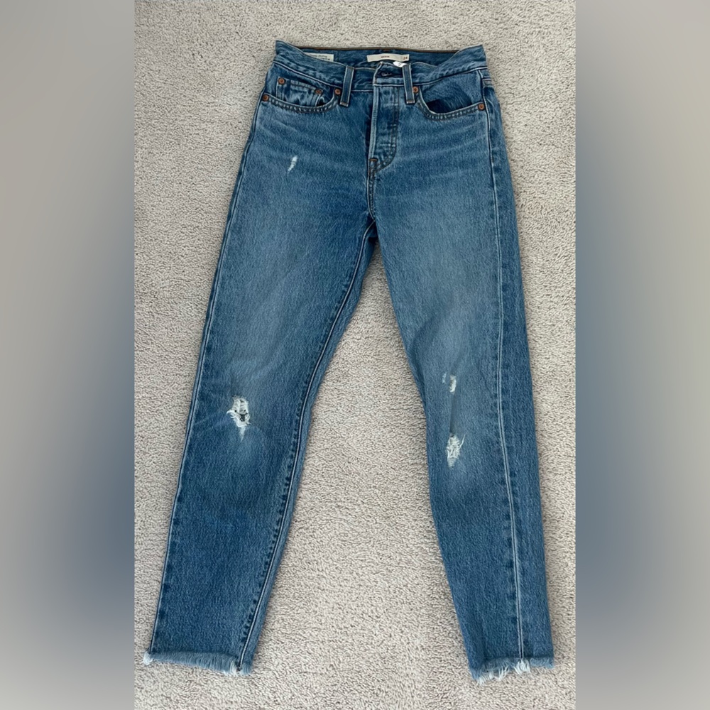 Levi’s wedgie jeans